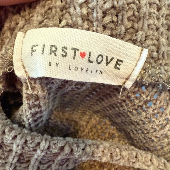 First Love Tan Crew Neck Sweater Chunky Knit Relaxed Fit - Picture 6 of 6